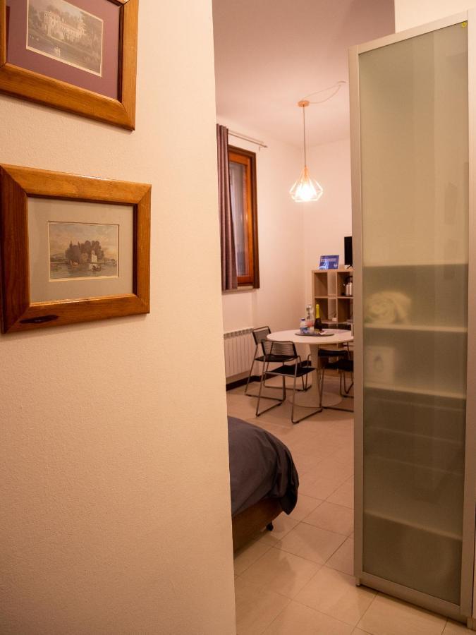 Chambers Short Rentals - Via Gezio Calini Brescia - 2 Studio Flats 외부 사진