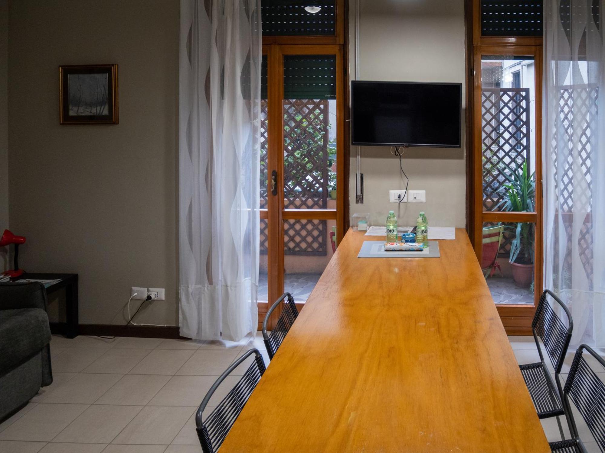 Chambers Short Rentals - Via Gezio Calini Brescia - 2 Studio Flats 외부 사진
